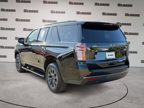 Used 2022 Chevrolet Tahoe Z71 w/ Luxury Package AWD/4WD image 3