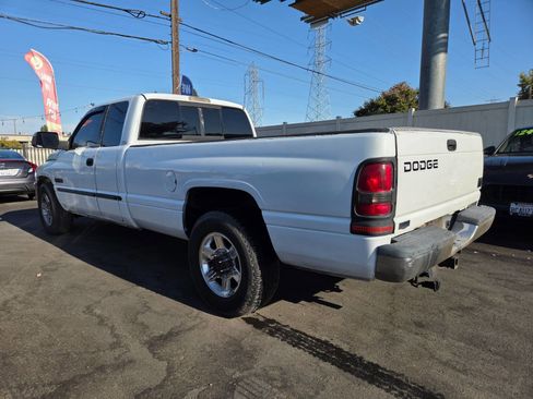 Used 2000 Dodge Ram 3500 Truck 2WD Quad Cab image 2