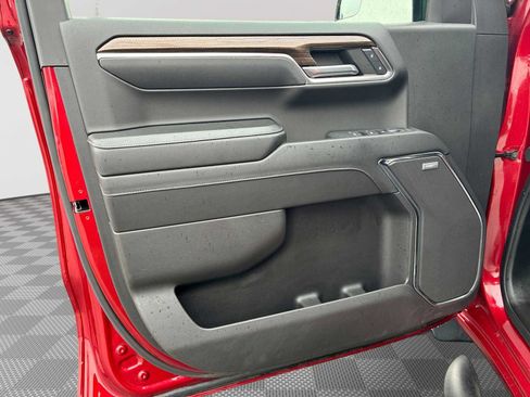 Certified 2024 Chevrolet Silverado 1500 LT Trail Boss w/ Convenience Package II image 23