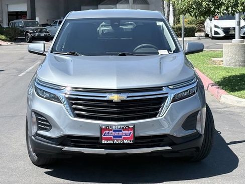 Used 2023 Chevrolet Equinox LT FWD image 3