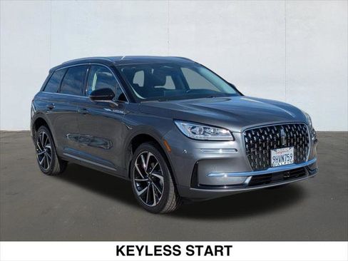 Used 2023 Lincoln Corsair Reserve w/ Equipment Group 201A image 7