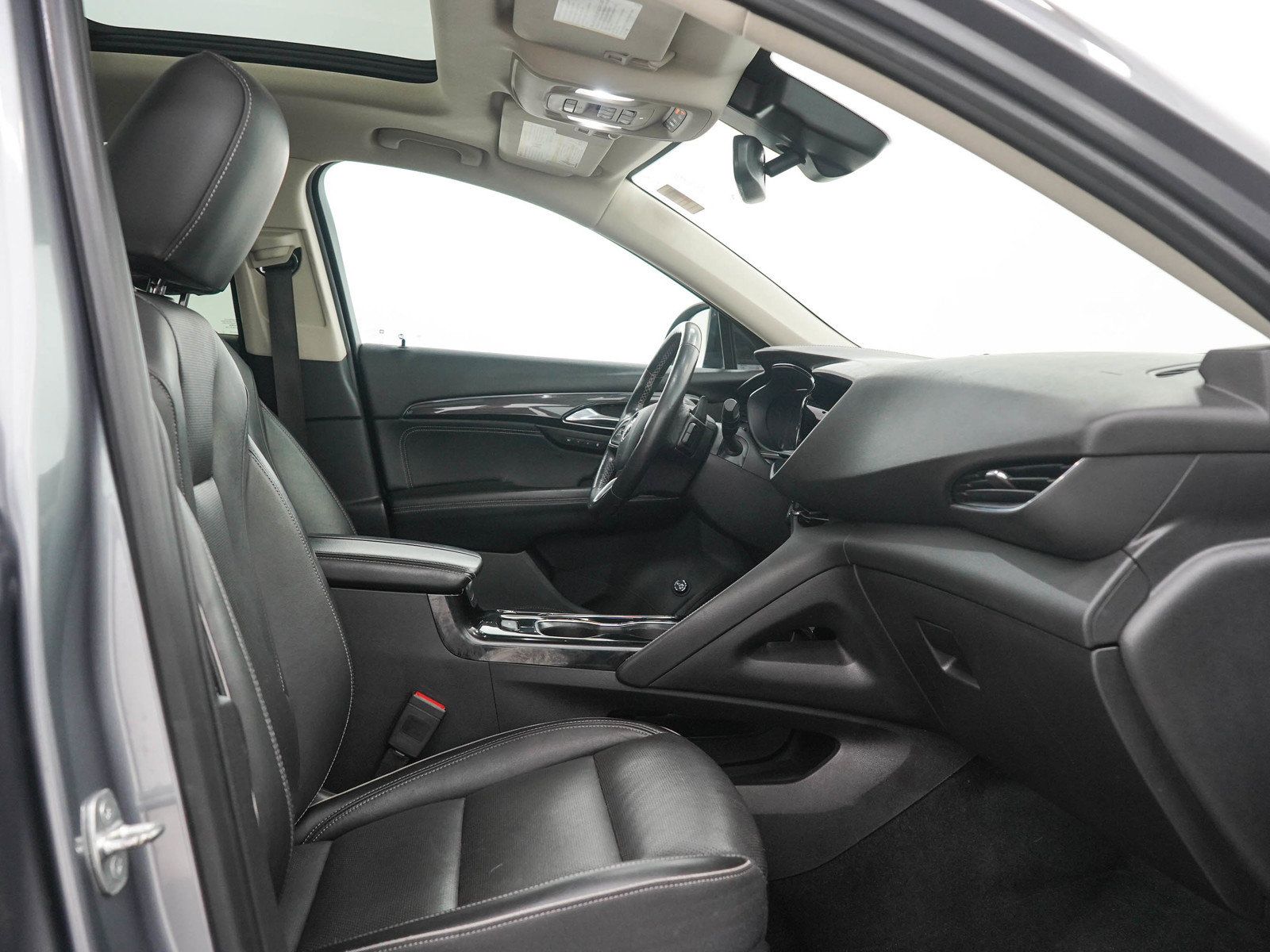 Used 2021 Buick Envision Essence w/ Technology Package I AWD/4WD image 13