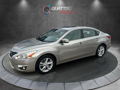 Used 2013 Nissan Altima 2.5 SV w/ 2.5SV Convenience Pkg