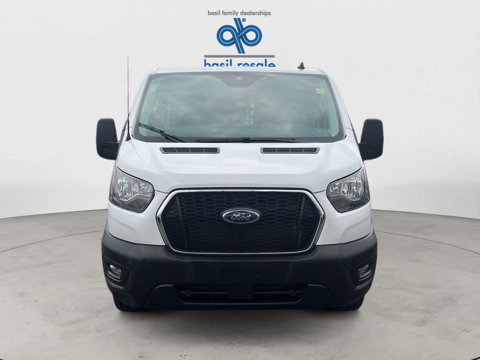 Used 2025 Ford Transit 250 Low Roof w/ Exterior Upgrade Package RWD image 8