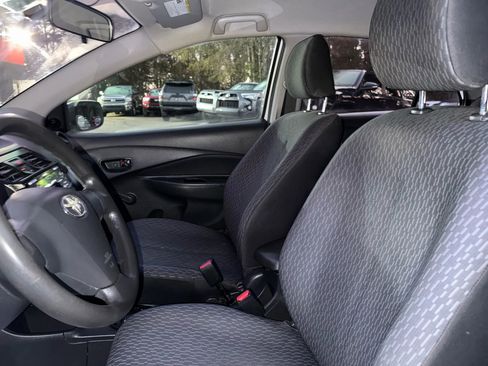 Used 2011 Toyota Yaris Sedan image 12