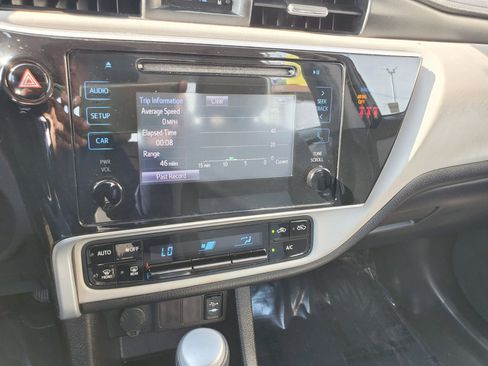 Used 2019 Toyota Corolla LE FWD image 45