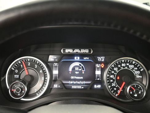 Used 2024 RAM 1500 Laramie image 16