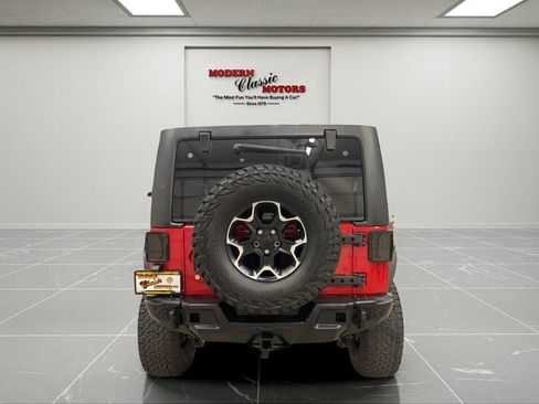 Used 2014 Jeep Wrangler Unlimited Sahara w/ Max Tow Package AWD/4WD image 4