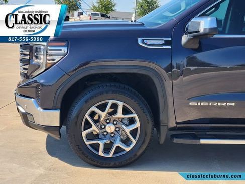 Used 2024 GMC Sierra 1500 SLT AWD/4WD image 12