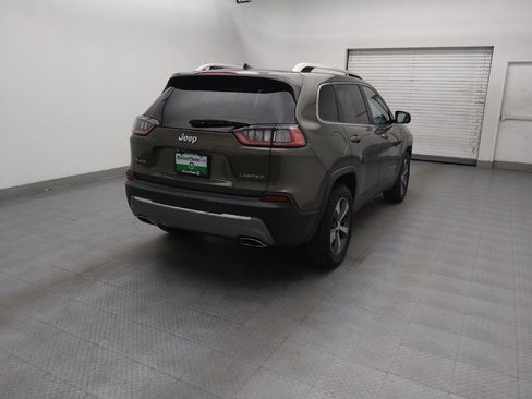 Used 2019 Jeep Cherokee Limited AWD/4WD image 7