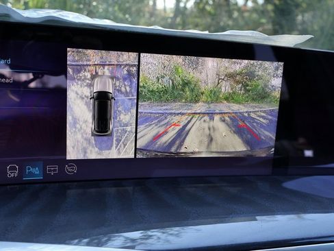New 2025 Cadillac Escalade IQ Sport 2 w/ LPO, ONYX Package AWD/4WD image 30