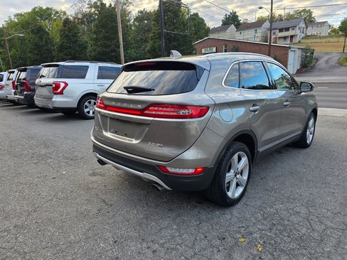 Used 2016 Lincoln MKC Premiere image 5