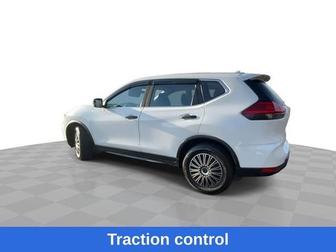 Used 2017 Nissan Rogue S image 7