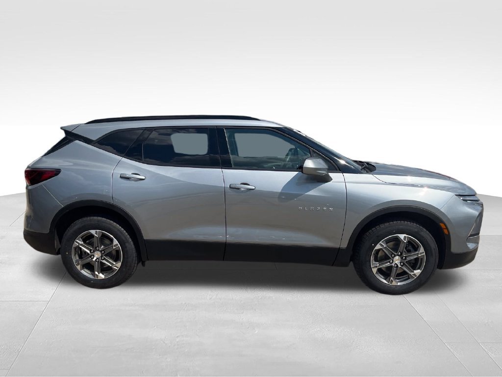 Used 2023 Chevrolet Blazer LT w/ Convenience Package AWD/4WD image 6