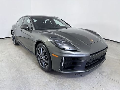 New 2026 Porsche Panamera 4 image 9