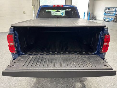 Used 2018 Chevrolet Silverado 1500 LT w/ Trailering Package AWD/4WD image 35