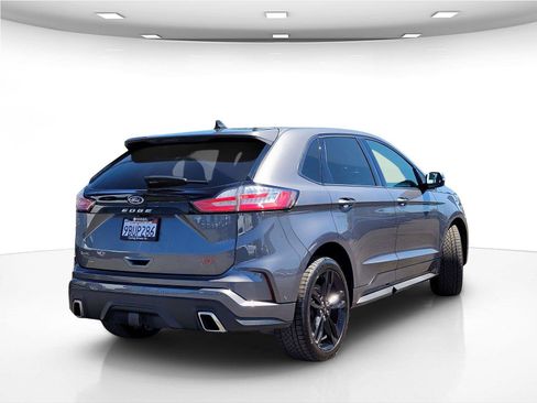 Used 2022 Ford Edge ST w/ Equipment Group 401A AWD/4WD image 7