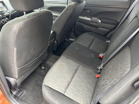 Used 2020 Mitsubishi Outlander Sport SE FWD image 17