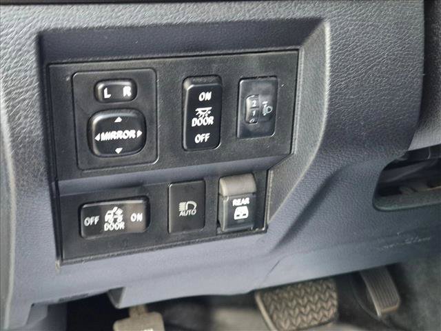 Used 2020 Toyota Tundra SR5 w/ TRD Off-Road Plus Package RWD image 14