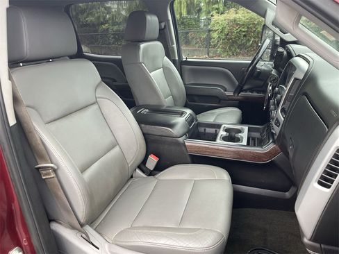 Used 2015 GMC Sierra 3500 SLT w/ Duramax Plus Package image 26