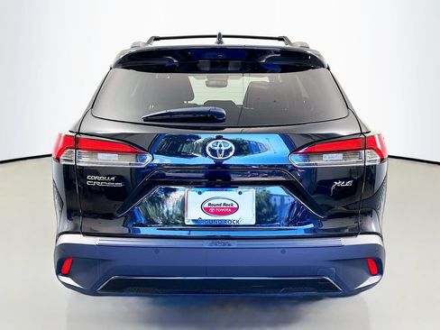 Certified 2025 Toyota Corolla Cross XLE w/ Convenience Package FWD image 6