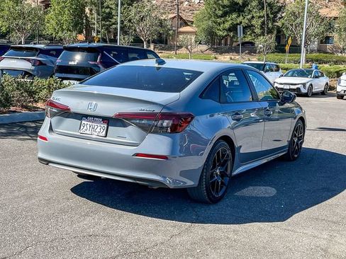 Used 2025 Honda Civic Sport image 5