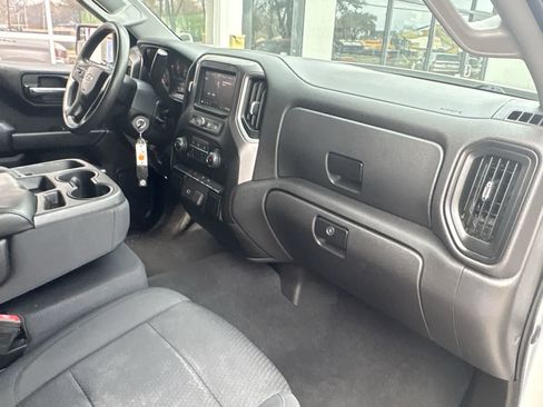 Used 2020 Chevrolet Silverado 1500 Custom w/ Infotainment Package image 26