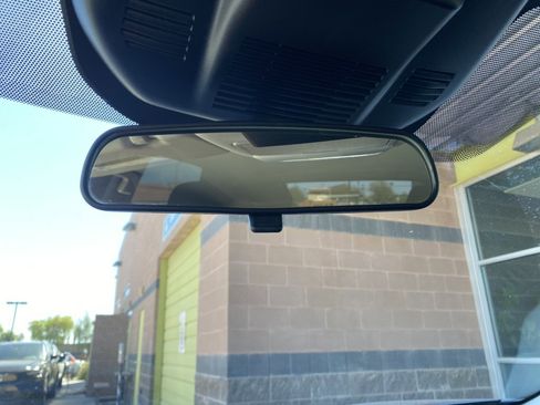 Used 2023 Nissan Rogue S image 41