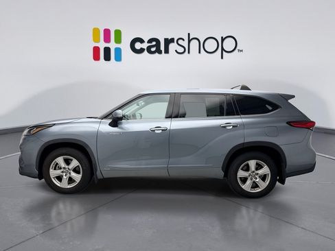 Used 2020 Toyota Highlander LE AWD/4WD image 2