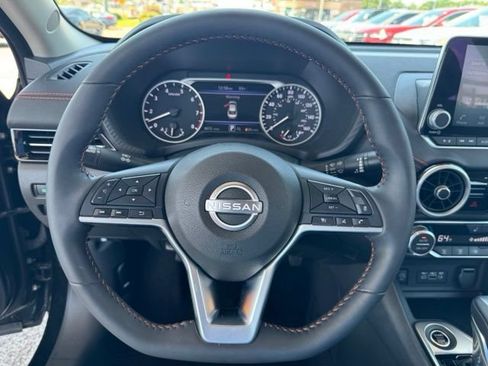 Used 2025 Nissan Sentra SR w/ Midnight Edition FWD image 15