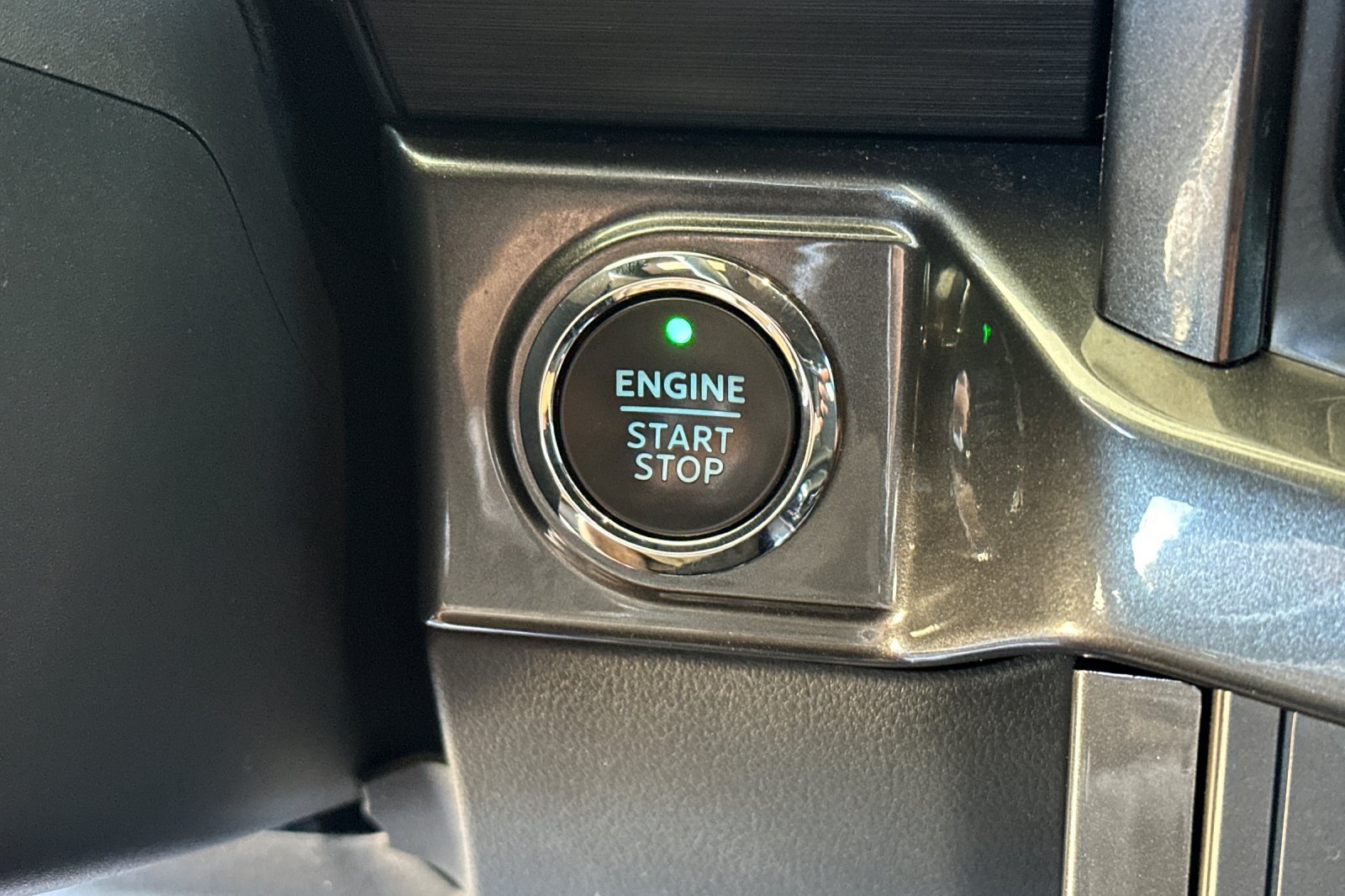 Used 2022 Ford F150 XLT w/ Equipment Group 302A High RWD image 25