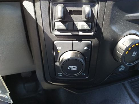 Used 2024 Ford F250 XL w/ XL Driver Assist Package AWD/4WD image 23