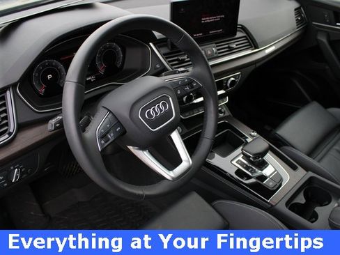 Used 2025 Audi Q5 2.0T Premium Plus image 2