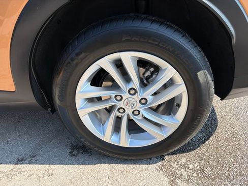 Used 2025 Buick Envista Preferred w/ Convenience II Package FWD image 31