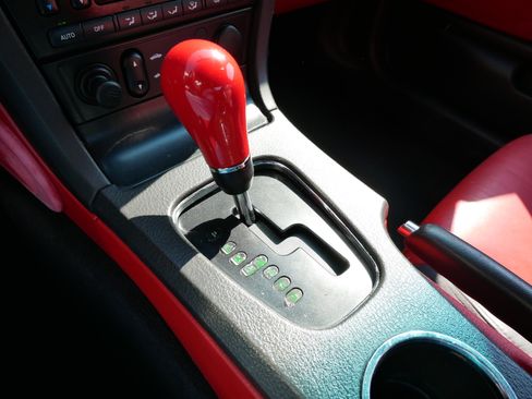 Used 2002 Ford Thunderbird RWD image 31
