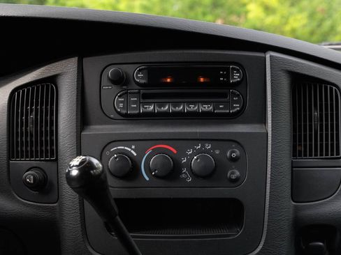 Used 2005 Dodge Ram 2500 Truck SLT w/ Quad Cab Big Horn Value Group AWD/4WD image 19