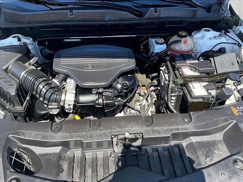 Used 2019 Chevrolet Blazer RS w/ LPO, Floor Liner Package FWD image 11