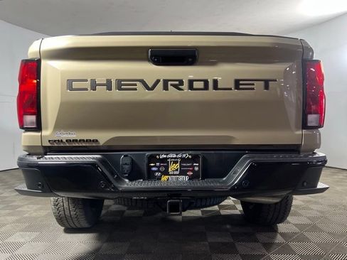 Used 2023 Chevrolet Colorado Trail Boss AWD/4WD image 7