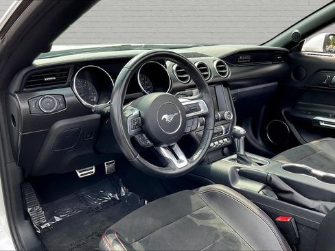 Used 2022 Ford Mustang GT Premium w/ California Special Package RWD image 9