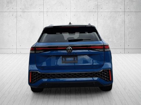 New 2026 Volkswagen Tiguan SE R-Line FWD image 6