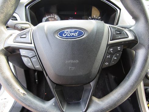 Used 2019 Ford Fusion S FWD image 17
