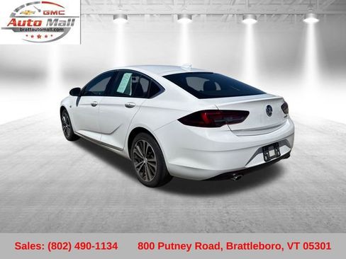 Used 2019 Buick Regal Preferred FWD image 3