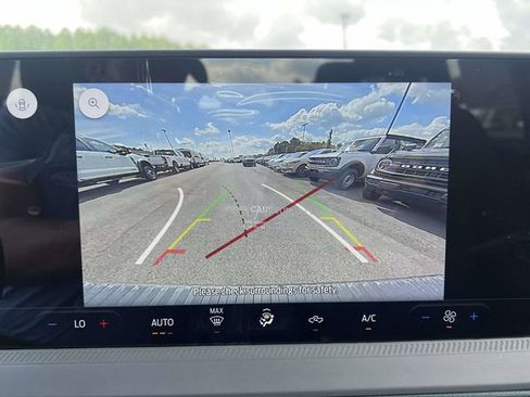 New 2025 Ford Maverick XL image 14