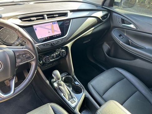 Used 2020 Buick Encore GX Essence w/ Experience Buick Package FWD image 17