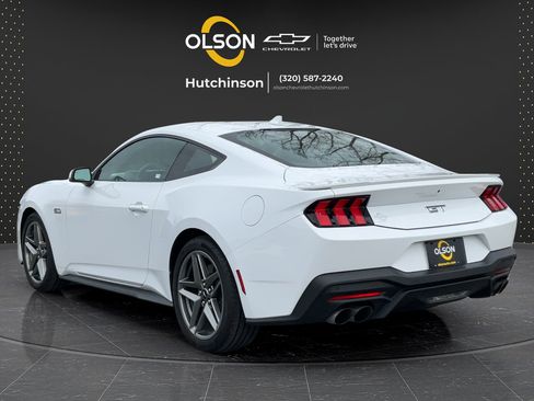 Used 2024 Ford Mustang GT Premium RWD image 9