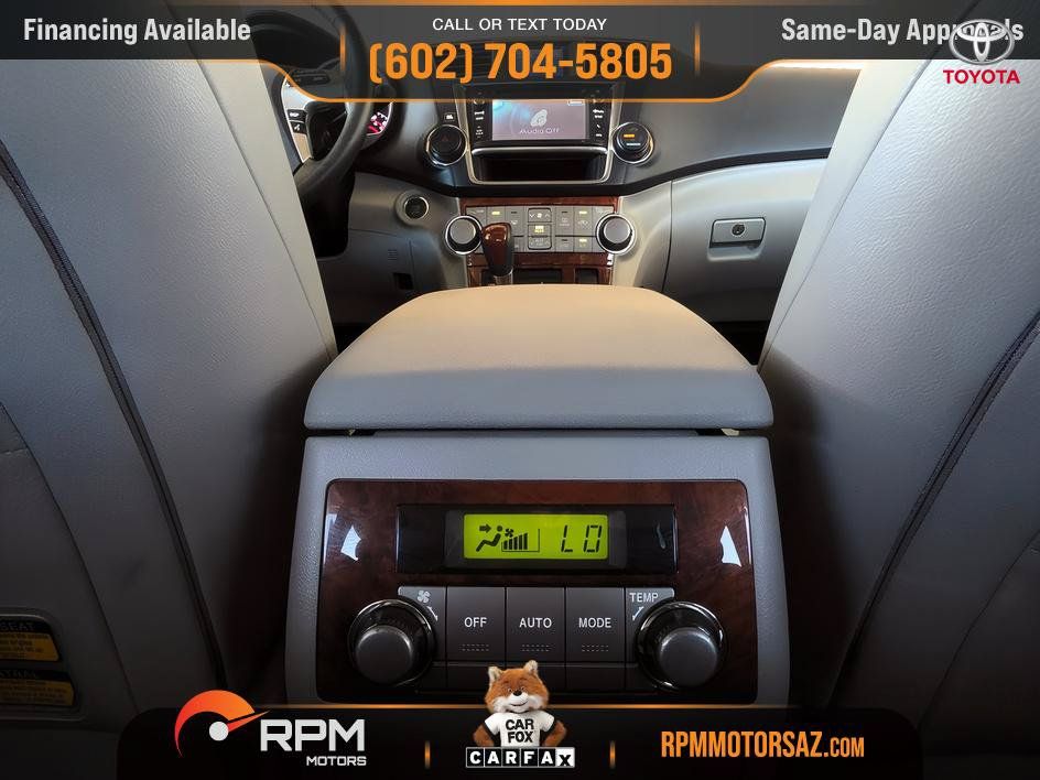 Used 2013 Toyota Highlander Limited w/ Protection Pkg FWD image 18