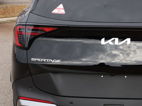 New 2026 Kia Sportage EX image 20