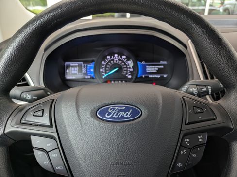 Used 2024 Ford Edge SE w/ Black Appearance Package AWD/4WD image 25