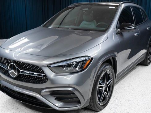 New 2026 Mercedes-Benz GLA 250 4MATIC image 1