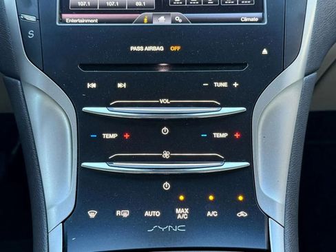 Used 2016 Lincoln MKZ w/ Equipment Group 300A Reserve image 40